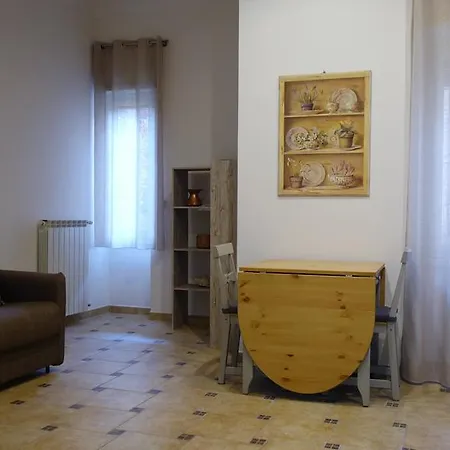 Eleonora's Apartment