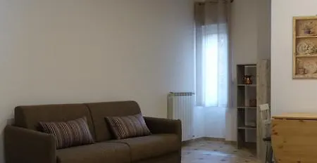 Eleonora's *