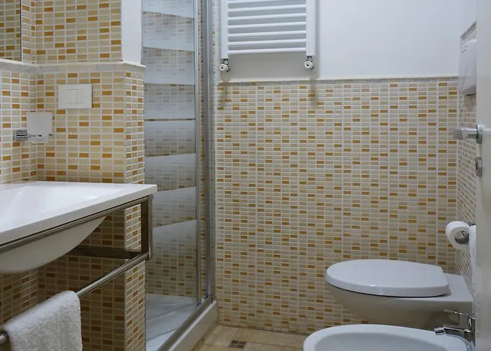 Eleonora's * ローマ